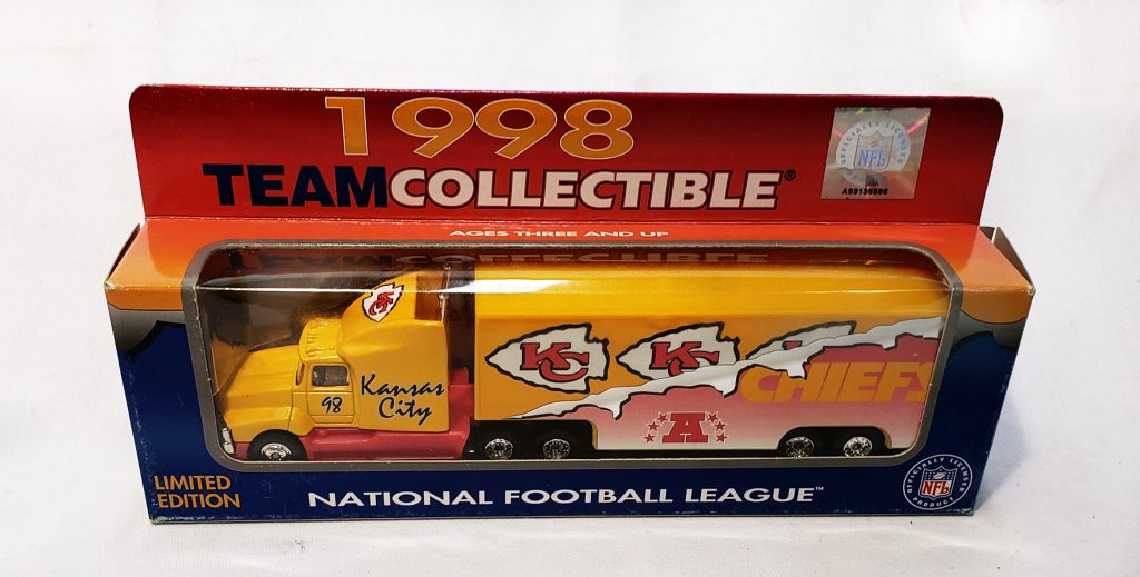 Kansas City Chiefs 1998 Limited Edition Die Cast Tractor Trailer - SWIT ...